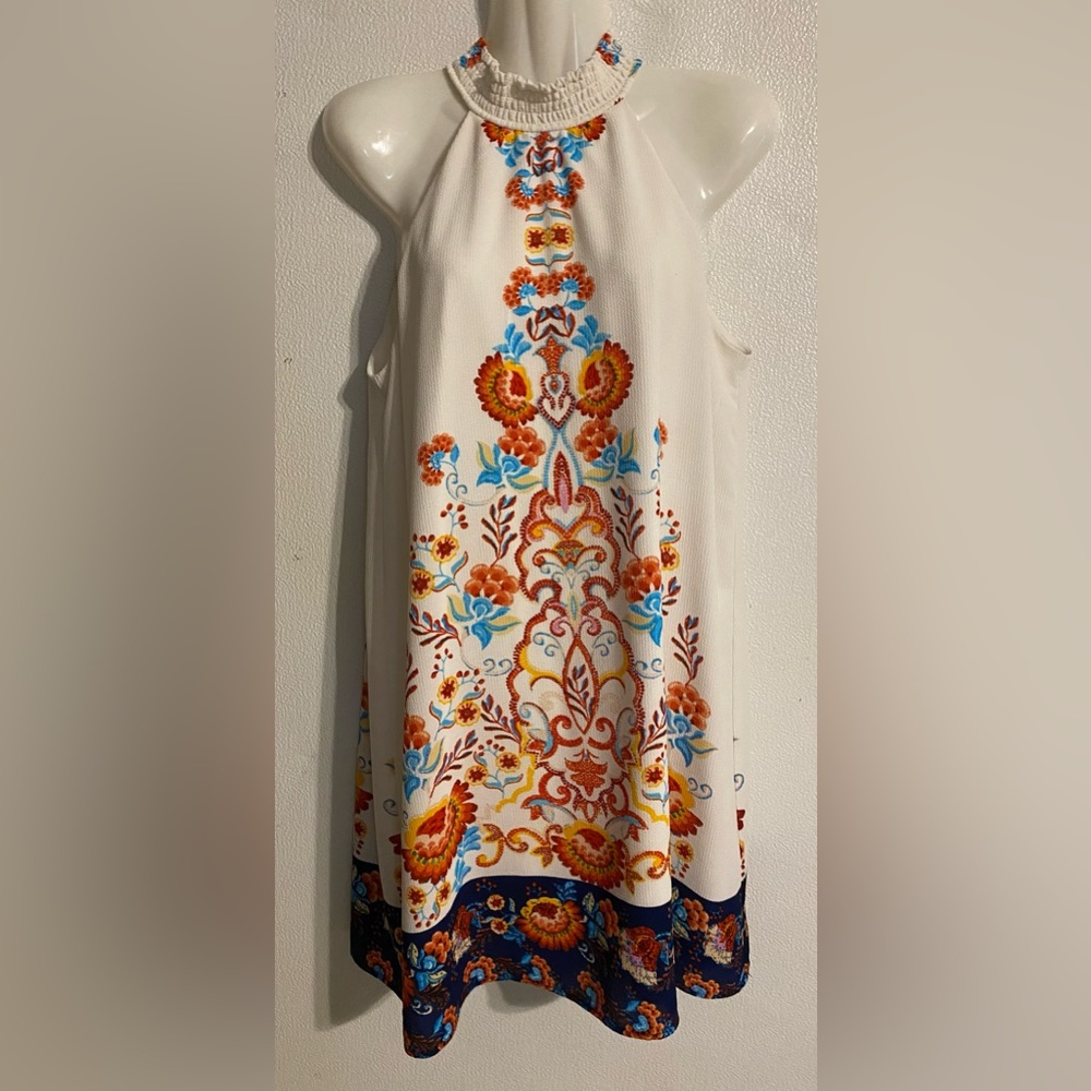 As U Wish size M women’s white floral sleeveless mock neck lined dress